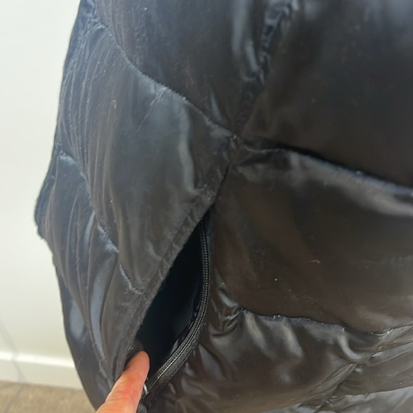 Eddie Bauer Down Filled Black Vest Size Extra Large - Picture 3 of 10